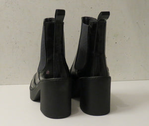 Art 1983