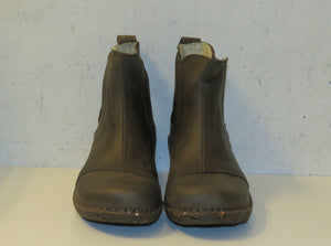 El Naturalista N158 kaki/grænir